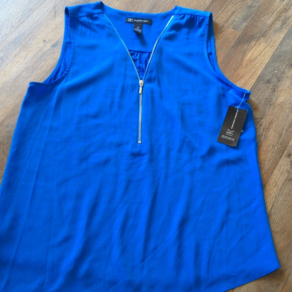 INC blue flowy tank NWT